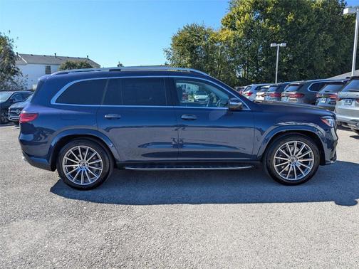 2025 Mercedes-Benz GLS 450 4MATIC