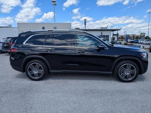 2024 Mercedes-Benz GLS 450 4MATIC