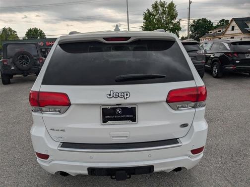 Bright White Clearcoat 2019 Jeep Grand Cherokee Overland