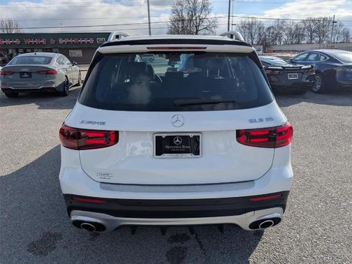 2025 Mercedes-Benz AMG GLB 35 Base