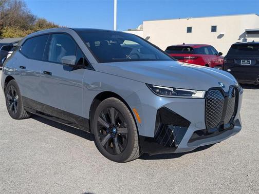 2025 BMW iX xDrive50