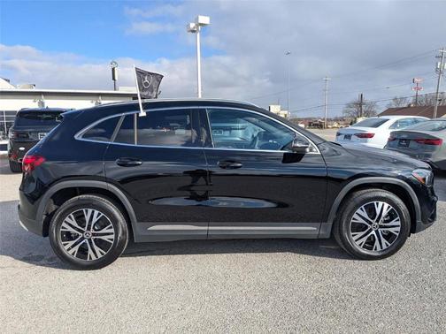 2025 Mercedes-Benz GLA 250 Base