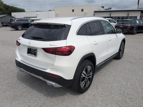 2026 Mercedes-Benz GLA 250 Base 4MATIC
