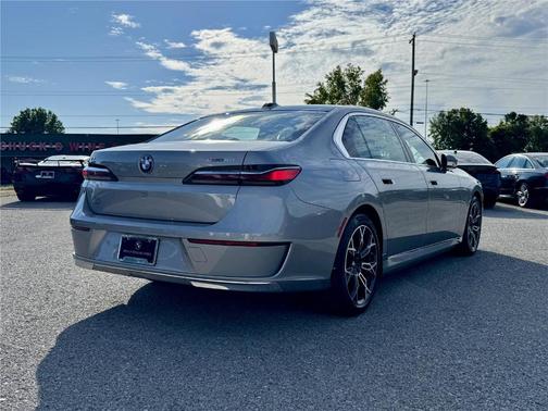 2024 BMW i7 eDrive50