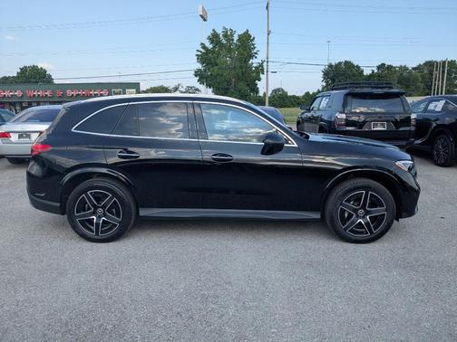 2023 Mercedes-Benz GLC 300 Base 4MATIC