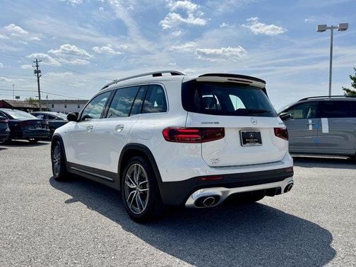 2025 Mercedes-Benz AMG GLB 35 Base