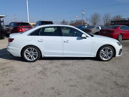 2023 Audi A4 45 S line Premium Plus