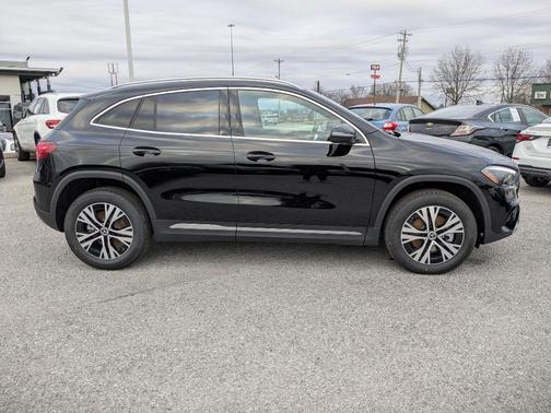 2025 Mercedes-Benz GLA 250 Base
