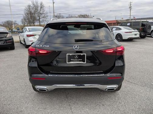 2025 Mercedes-Benz GLA 250 Base
