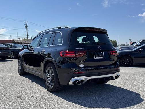 2025 Mercedes-Benz AMG GLB 35 Base