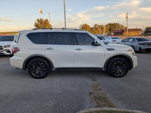 2017 Nissan Armada Platinum