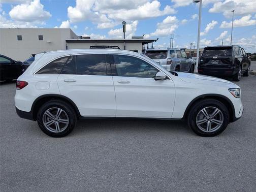 2022 Mercedes-Benz GLC 300 Base 4MATIC