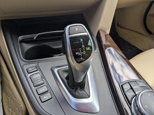 2016 BMW 328 i xDrive SULEV