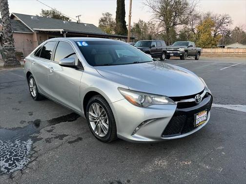 2016 Toyota Camry SE
