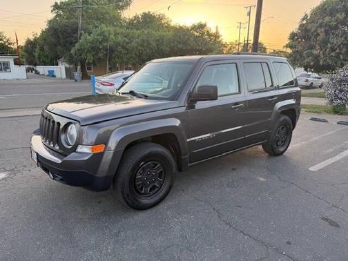 2016 Jeep Patriot Sport