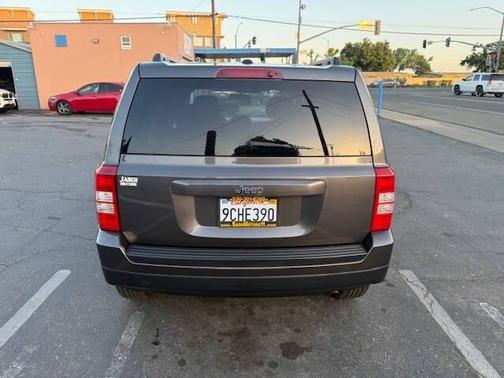 2016 Jeep Patriot Sport