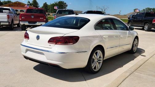 White 2013 Volkswagen CC 2.0T Lux
