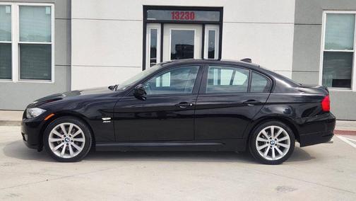 Black 2011 BMW 328 i xDrive