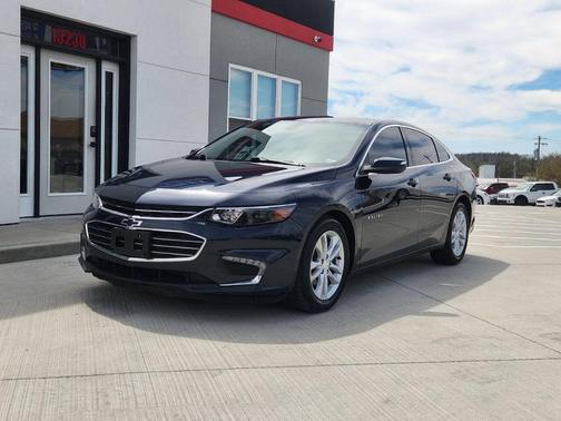 Blue 2018 Chevrolet Malibu LT