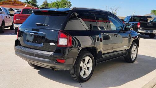 Black 2016 Jeep Compass Latitude