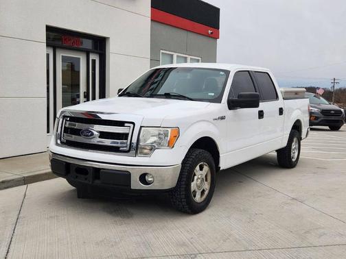 White 2014 Ford F-150 XLT