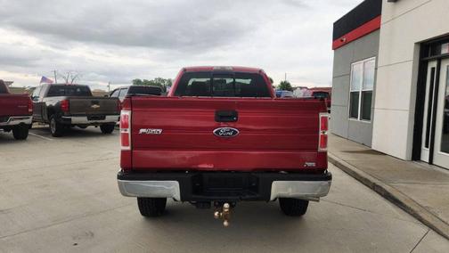 Red 2010 Ford F-150 XLT