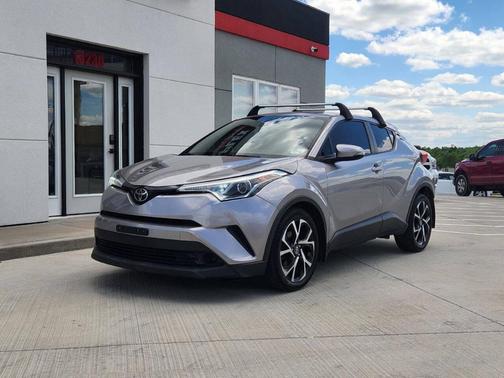 Silver 2018 Toyota C-HR XLE
