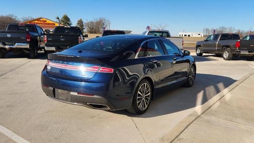 2017 Lincoln MKZ Select