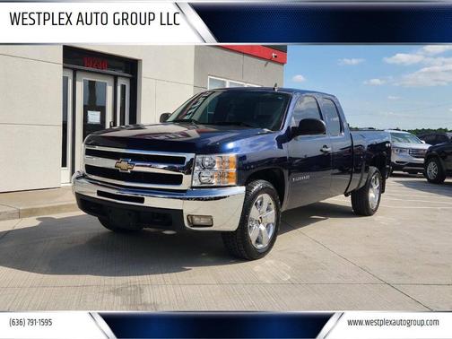 Blue 2011 Chevrolet Silverado 1500 LT