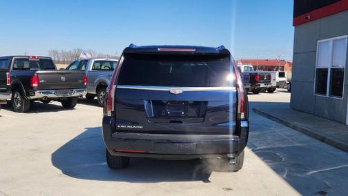 2017 Cadillac Escalade Platinum