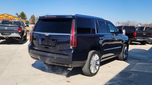 2017 Cadillac Escalade Platinum