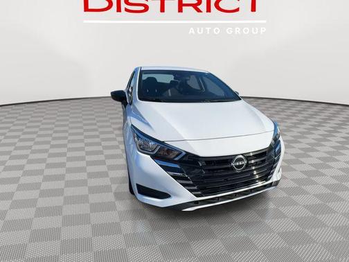 2023 Nissan Versa 1.6 S