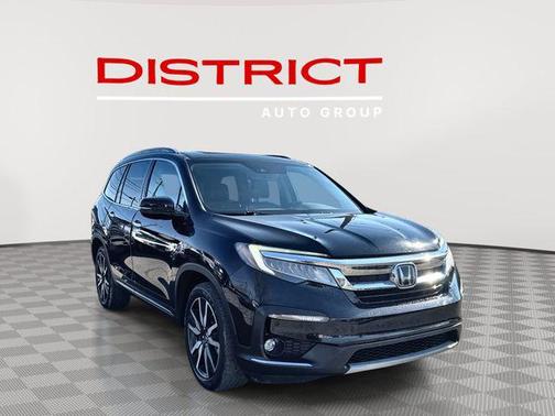 2022 Honda Pilot Touring 8-Passenger