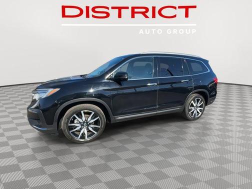 2022 Honda Pilot Touring 8-Passenger