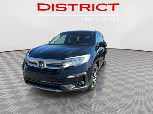 2022 Honda Pilot Touring 8-Passenger