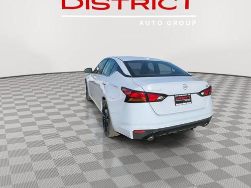 2024 Nissan Altima SR FWD