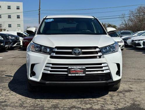 2018 Toyota Highlander LE