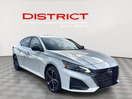 2024 Nissan Altima SR FWD