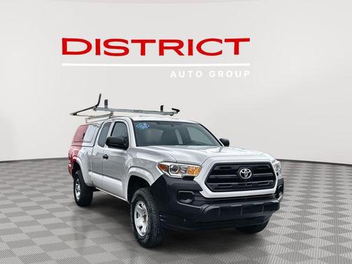 2017 Toyota Tacoma SR