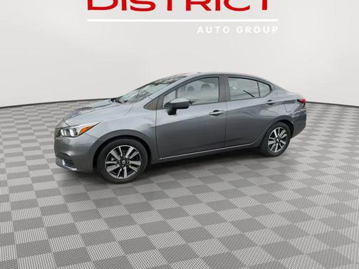 2022 Nissan Versa 1.6 SV