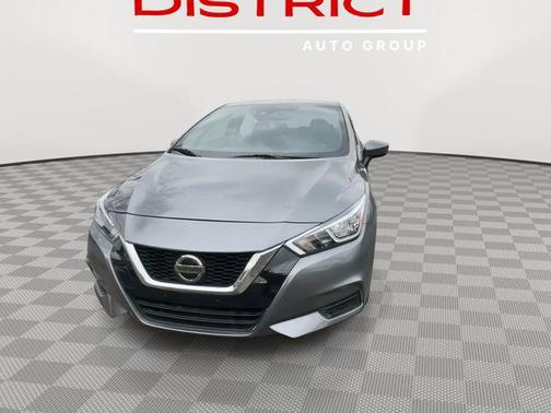 2022 Nissan Versa 1.6 SV