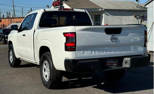2022 Nissan Frontier S