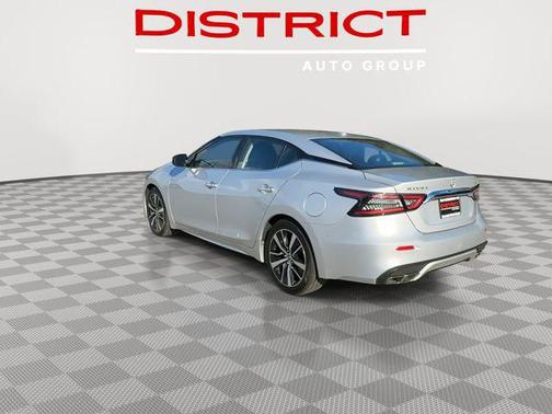 2023 Nissan Maxima SV Xtronic CVT