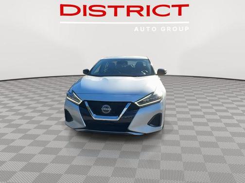 2023 Nissan Maxima SV Xtronic CVT
