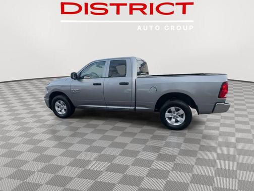 2024 RAM 1500 Classic SLT