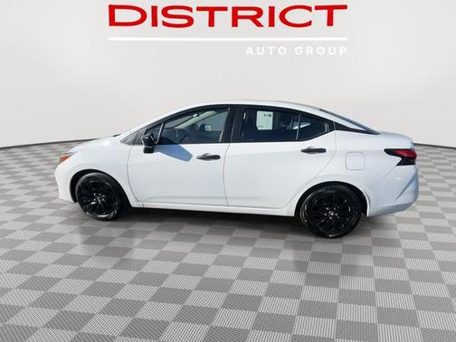 2023 Nissan Versa 1.6 S