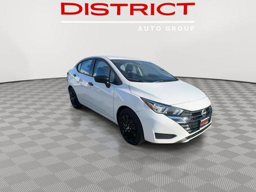 2023 Nissan Versa 1.6 S