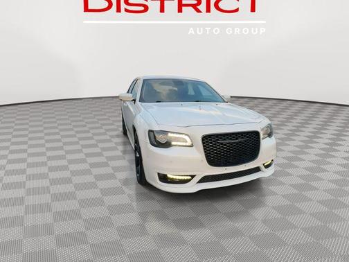 2022 Chrysler 300 Touring