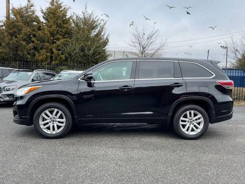2016 Toyota Highlander LE