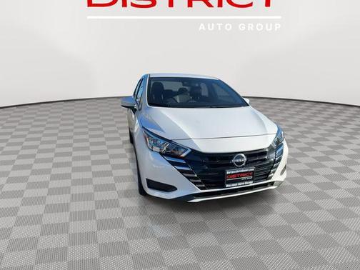 2024 Nissan Versa 1.6 SV